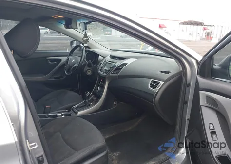 2015 Hyundai Elantra Se z USA, uszkodzony, nr VIN 5NPDH4AE8FH612258